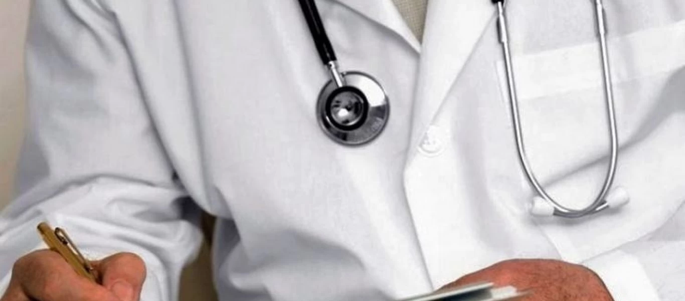 Απατεώνας γιατρός απέσπασε λίρες από πατέρα για δήθεν επείγουσα επέμβαση στην κόρη του